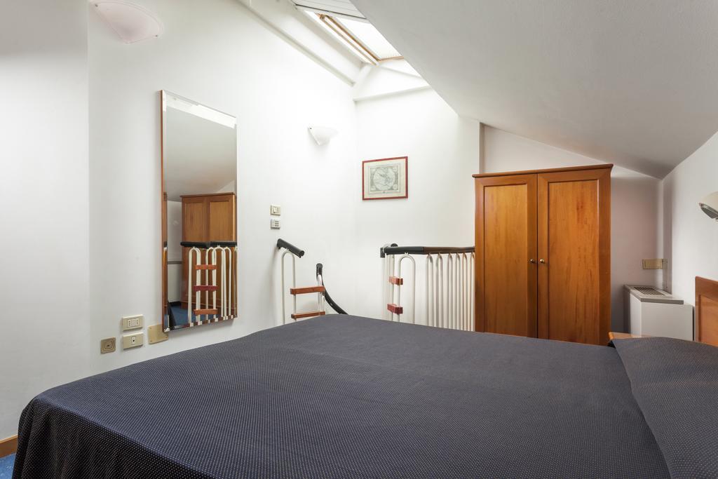 Residenza Villa Lidia 리치오네 외부 사진