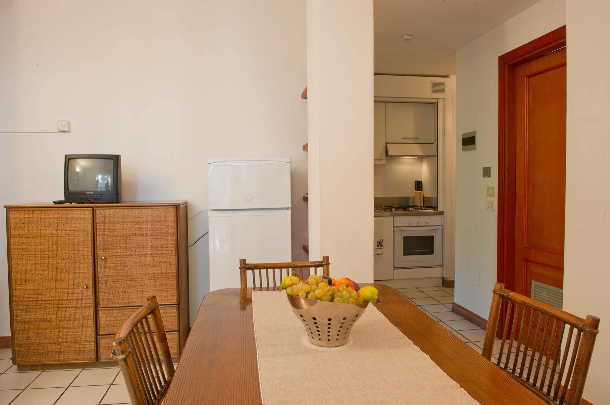 Residenza Villa Lidia 리치오네 외부 사진
