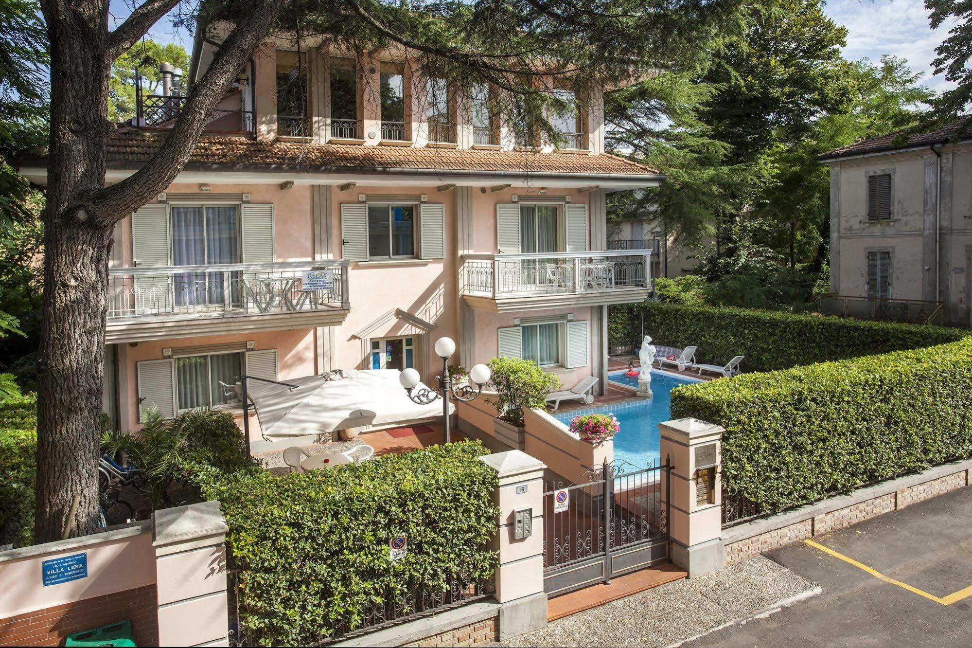 Residenza Villa Lidia 리치오네 외부 사진
