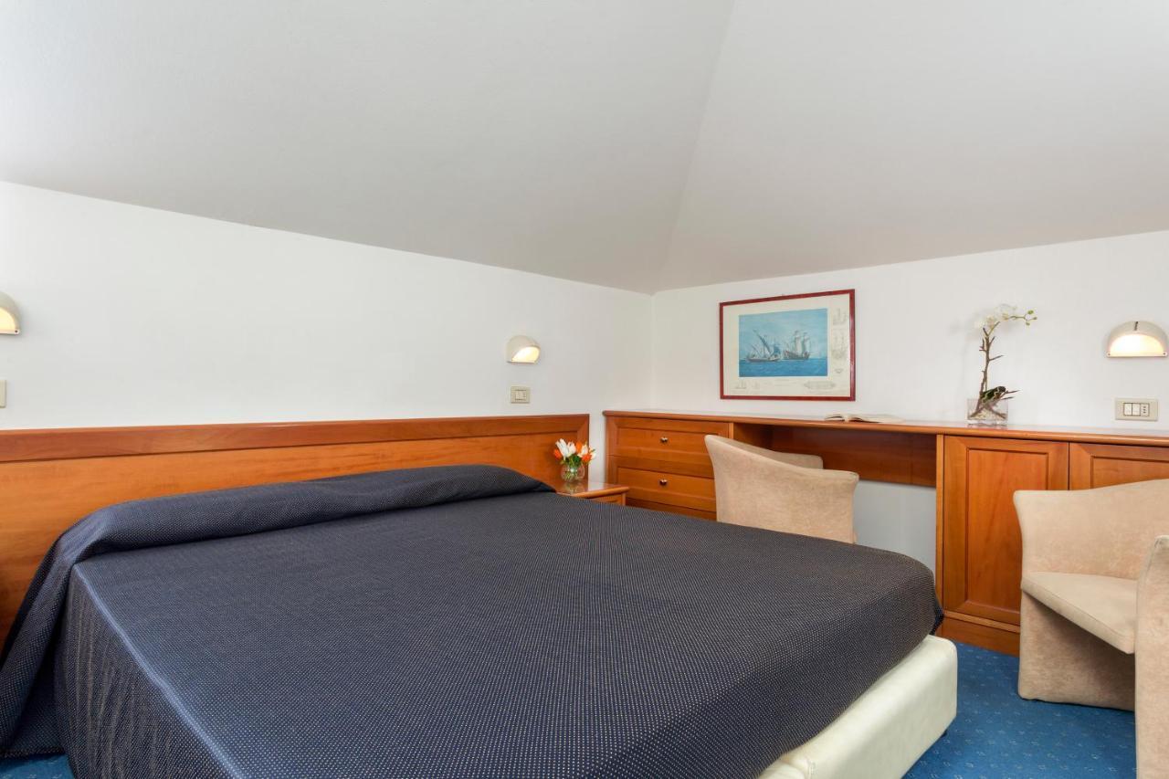 Residenza Villa Lidia 리치오네 외부 사진